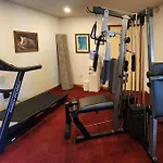 Econo Lodge Lakeshore 